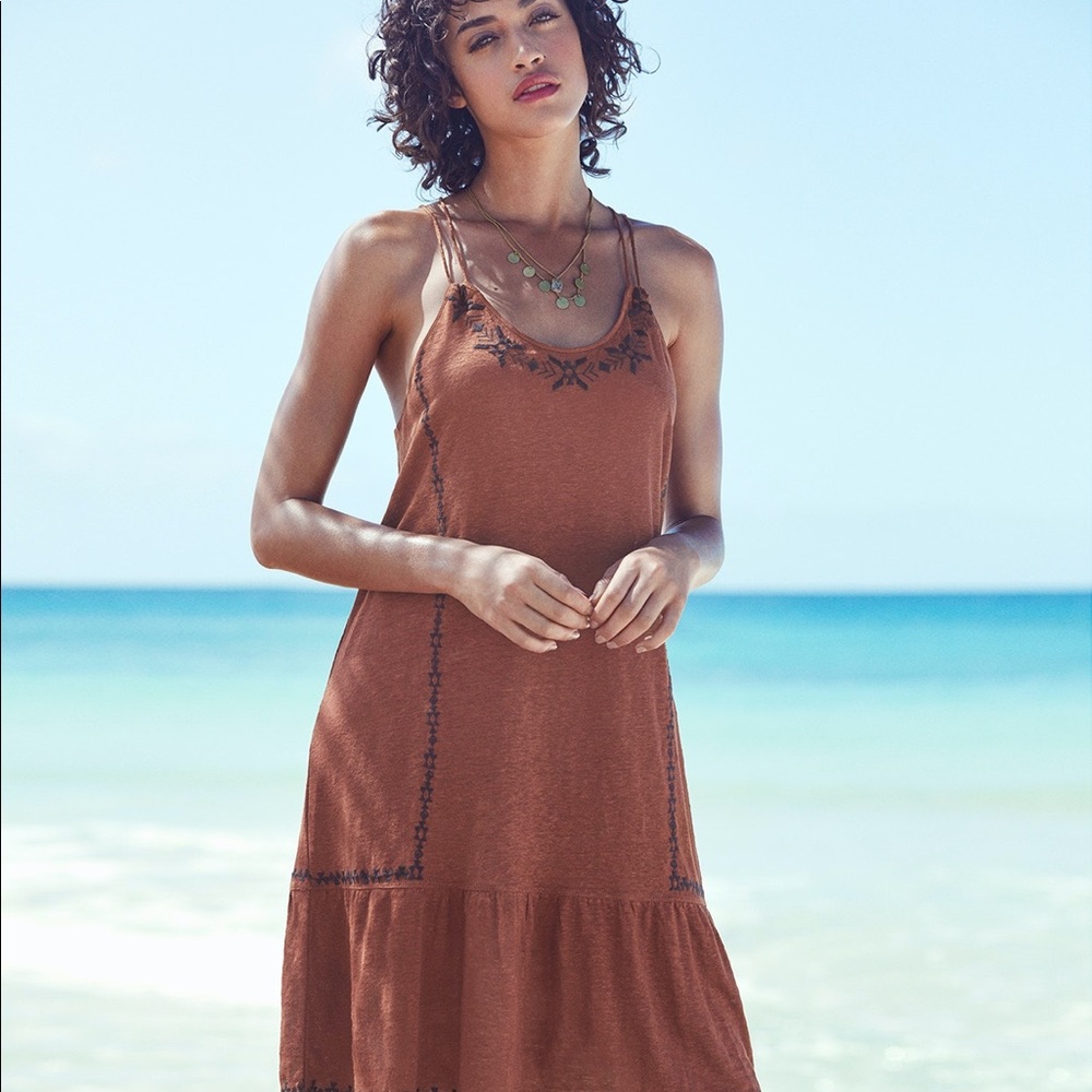 WRAP LONDON Emilia Dress